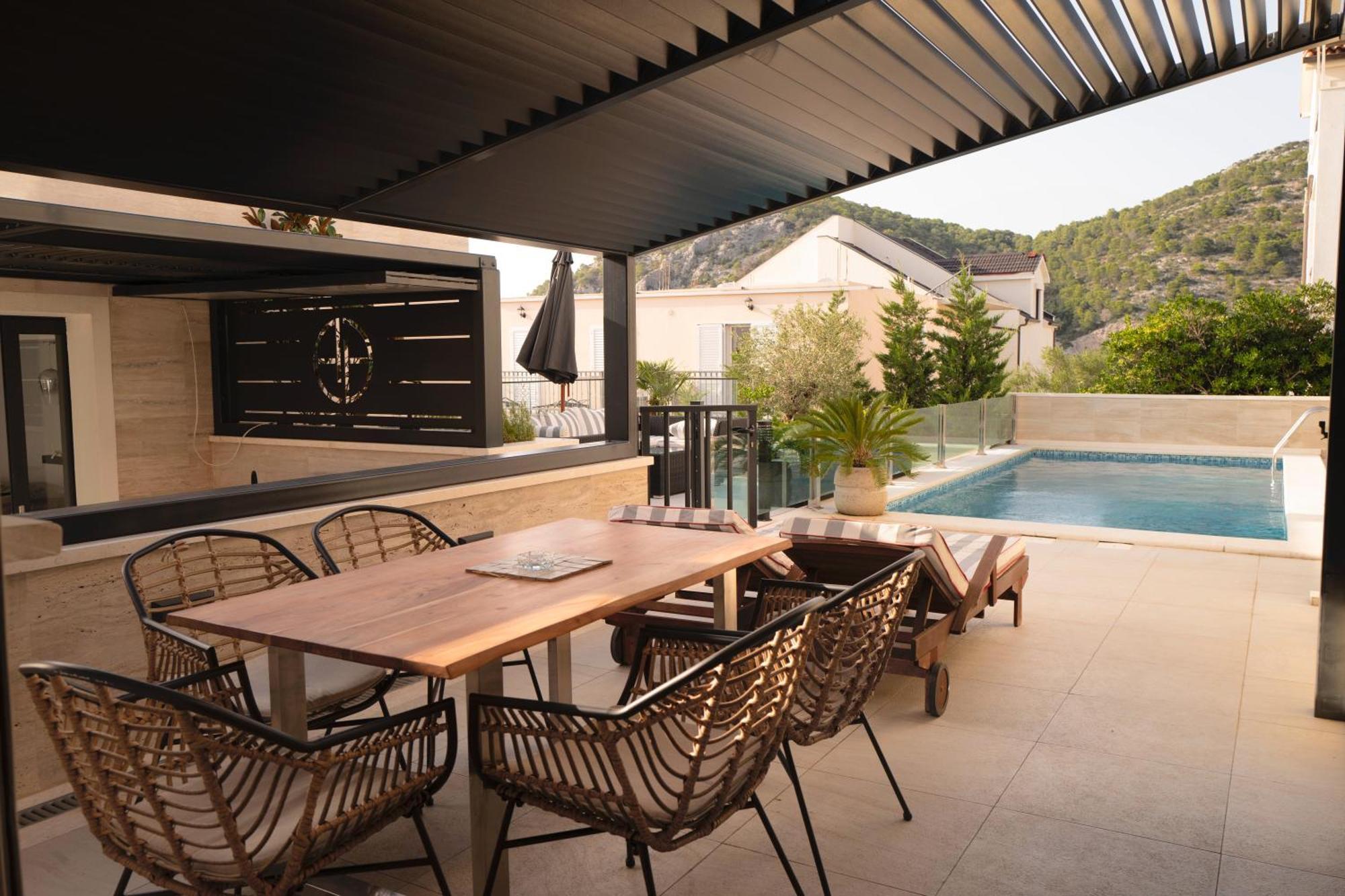 Villa Royale With Pool Χβαρ Εξωτερικό φωτογραφία