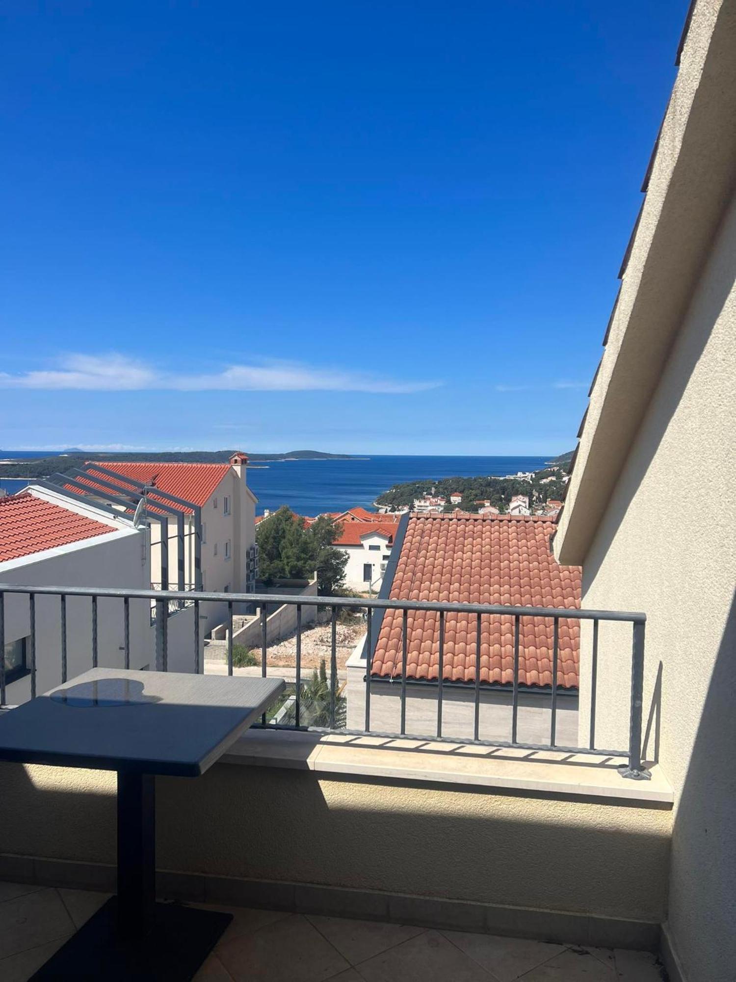 Villa Royale With Pool Χβαρ Εξωτερικό φωτογραφία